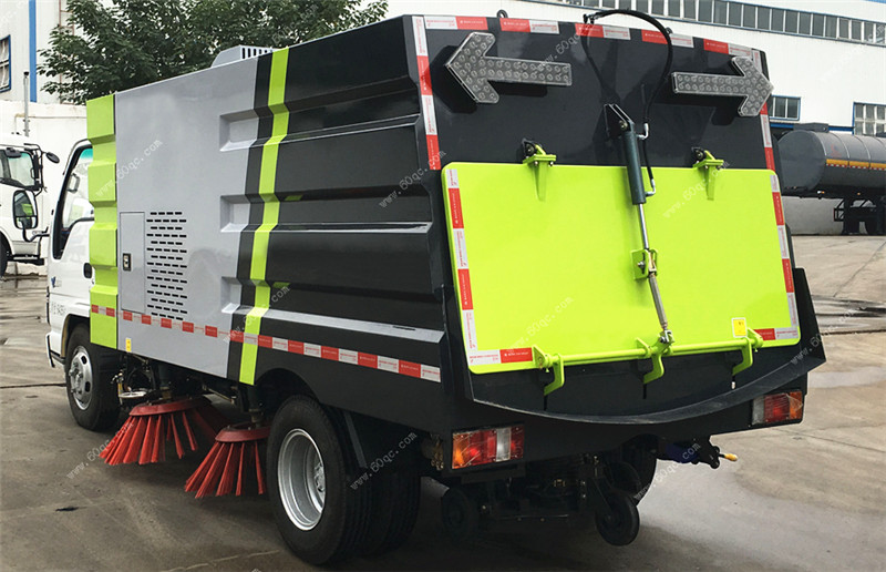 慶鈴五十鈴6方掃路車(chē)