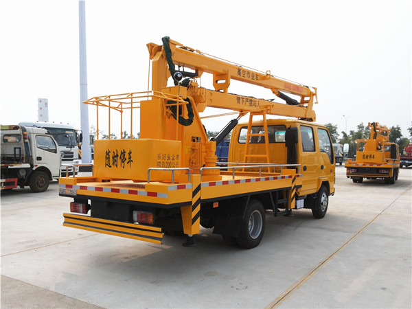國(guó)五慶鈴五十鈴雙排座高空作業(yè)車