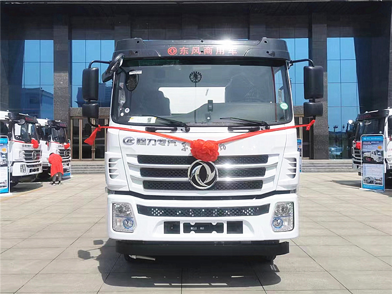 東風商用K6灑水車