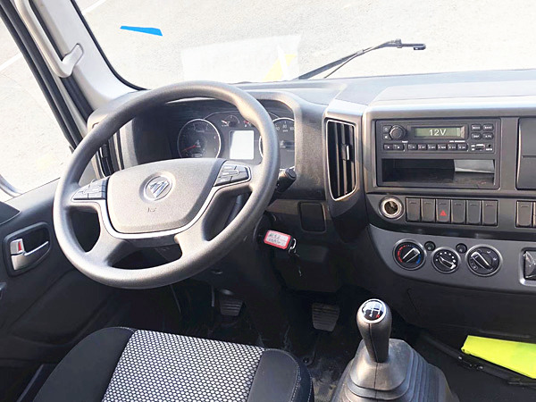 福田歐馬可S1國六藍(lán)牌冷藏車內(nèi)飾