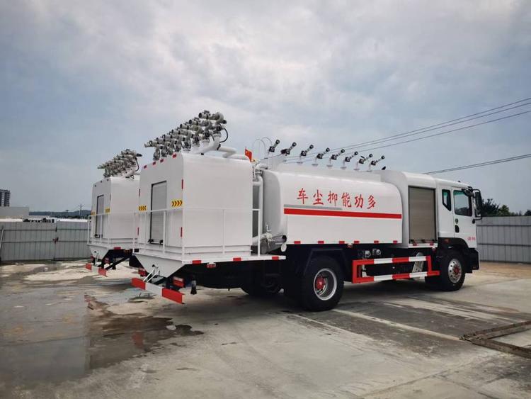 噴霧壓塵車的結(jié)構(gòu)與霧炮車有什么不同？
